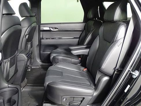 Used 2024 Hyundai Palisade Calligraphy image 14
