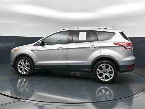 Used 2015 Ford Escape Titanium FWD image 8
