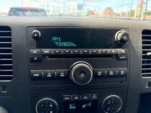Used 2011 Chevrolet Silverado 3500 LT w/ Interior Plus Package AWD/4WD image 34
