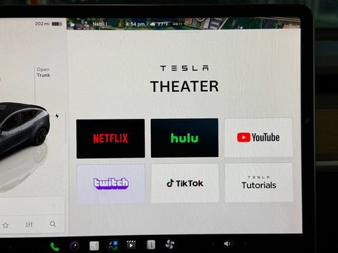 Used 2023 Tesla Model Y Long Range AWD/4WD image 33