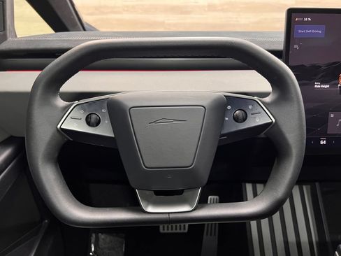 Used 2024 Tesla Cybertruck Cyberbeast AWD/4WD image 11