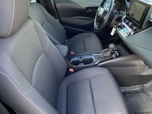 Certified 2025 Toyota Corolla LE image 12