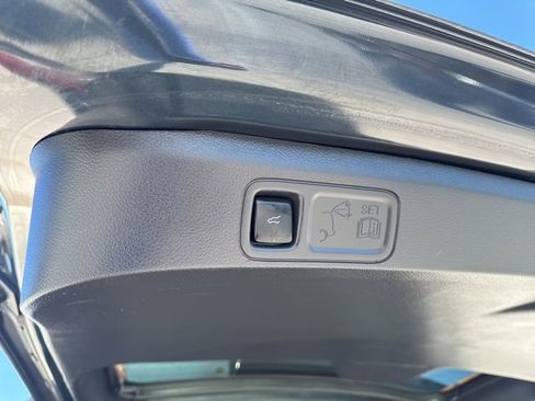 Used 2024 Ford Expedition Max Platinum image 31