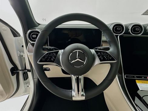 New 2026 Mercedes-Benz GLC 300 4MATIC image 12