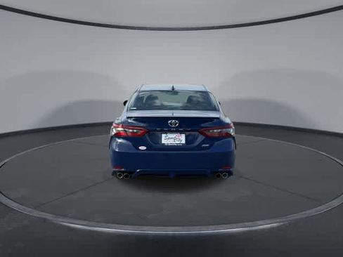 Used 2024 Toyota Camry XSE FWD image 7