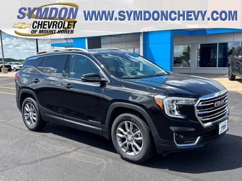 Used 2024 GMC Terrain SLT AWD/4WD image 1