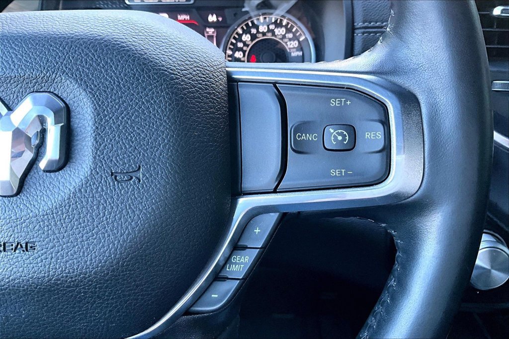 Used 2023 RAM 1500 Laramie AWD/4WD image 13