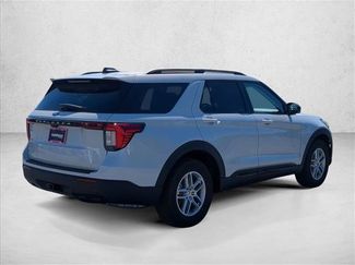New 2026 Ford Explorer Active RWD video 2