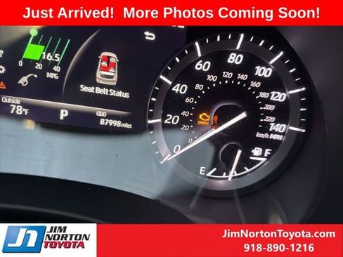 Used 2021 Toyota Highlander Platinum image 12