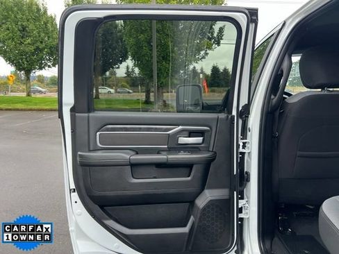 Used 2024 RAM 3500 Big Horn AWD/4WD image 10
