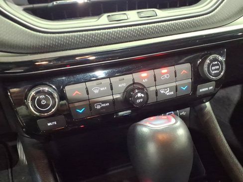 Used 2025 Jeep Compass Limited w/ High Altitude Package AWD/4WD image 20