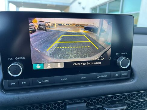 Used 2023 Honda HR-V LX image 19