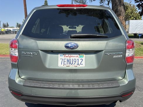 Used 2015 Subaru Forester 2.5i Premium AWD/4WD image 11