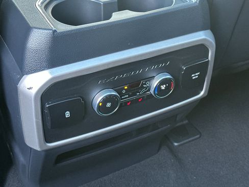 Used 2024 Ford Expedition Max Limited image 14