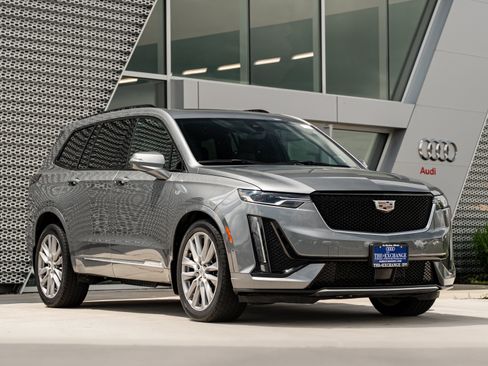 Used 2021 Cadillac XT6 Sport AWD/4WD image 1