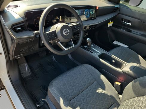 New 2026 Nissan Kicks SV image 13