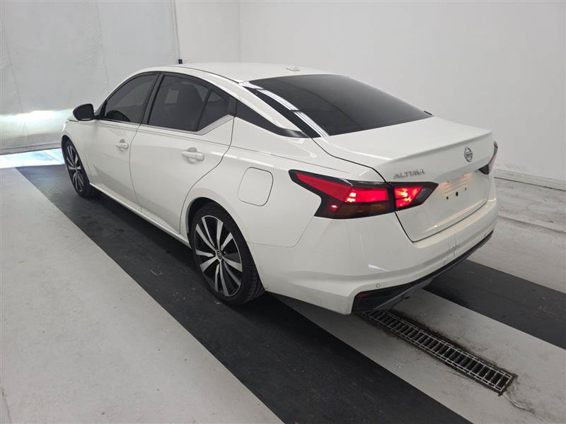 Used 2020 Nissan Altima 2.5 SR FWD image 4