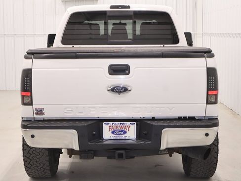 Used 2016 Ford F250 Lariat w/ Lariat Ultimate Package image 8