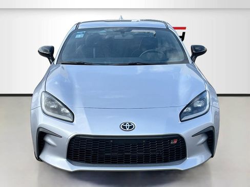Used 2023 Toyota GR86 Premium RWD image 2