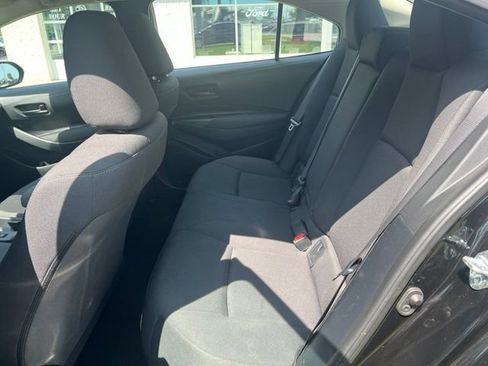 Used 2023 Toyota Corolla LE FWD image 21