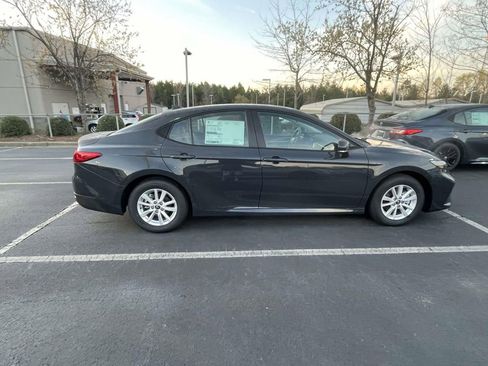 New 2026 Toyota Camry LE image 13
