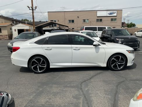 Used 2020 Honda Accord Sport image 5