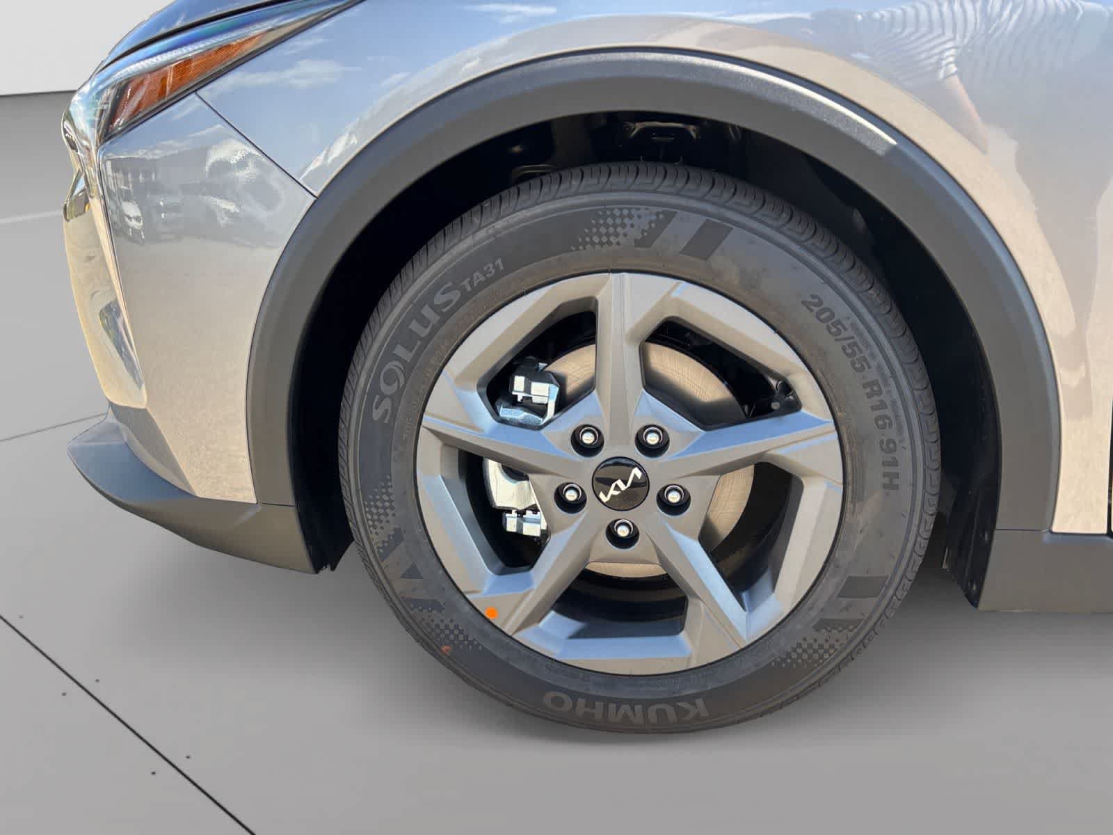 New 2026 Kia K4 FWD image 6