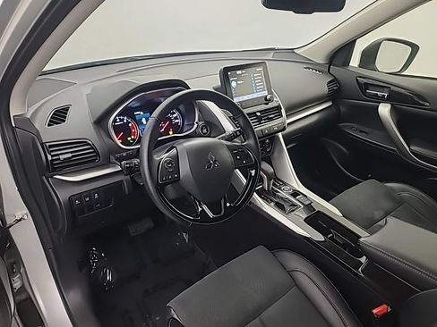 Used 2025 Mitsubishi Eclipse Cross SE AWD/4WD image 23