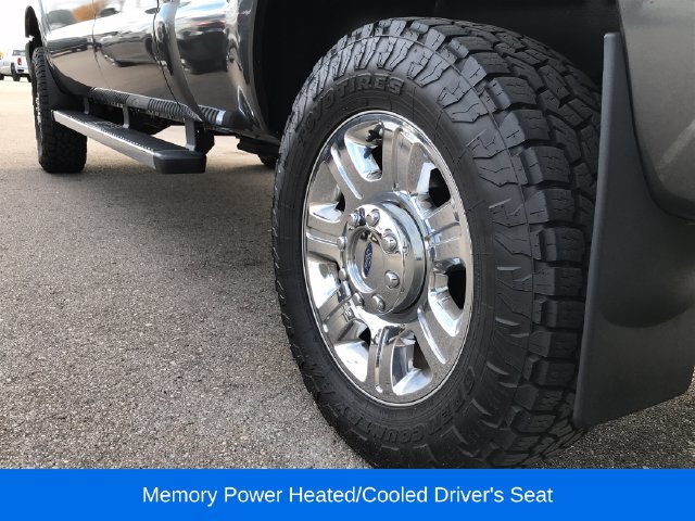 Used 2015 Ford F250 Lariat w/ Lariat Ultimate Package AWD/4WD image 10