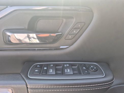 Used 2023 RAM 1500 Limited AWD/4WD image 25