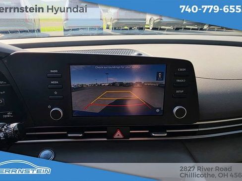 Used 2023 Hyundai Elantra SEL FWD image 19