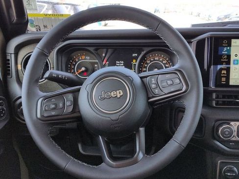 New 2026 Jeep Gladiator Willys image 18