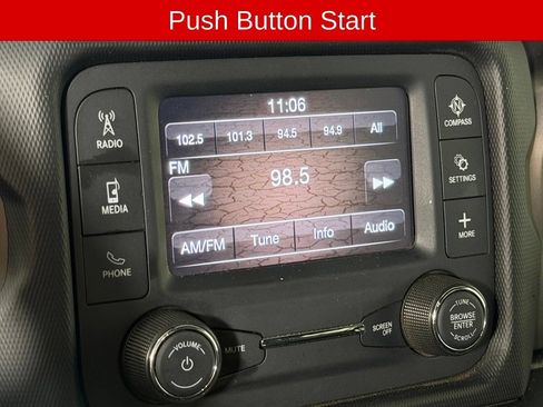 Used 2021 Jeep Gladiator Sport w/ Trailer Tow Package AWD/4WD image 4
