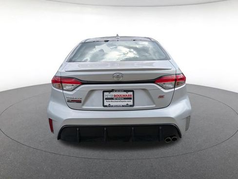 Used 2024 Toyota Corolla SE FWD image 5