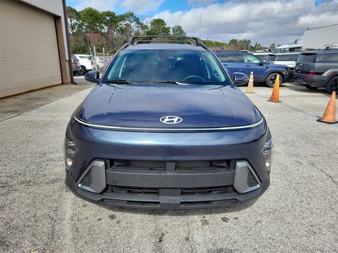 Certified 2025 Hyundai Kona SEL image 7