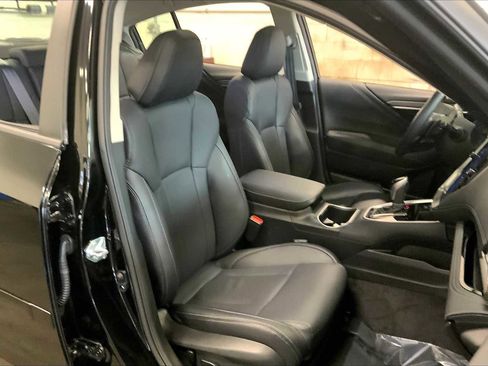 Certified 2025 Subaru Legacy Limited image 7