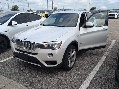 Used 2017 BMW X3 xDrive28i AWD/4WD image 4