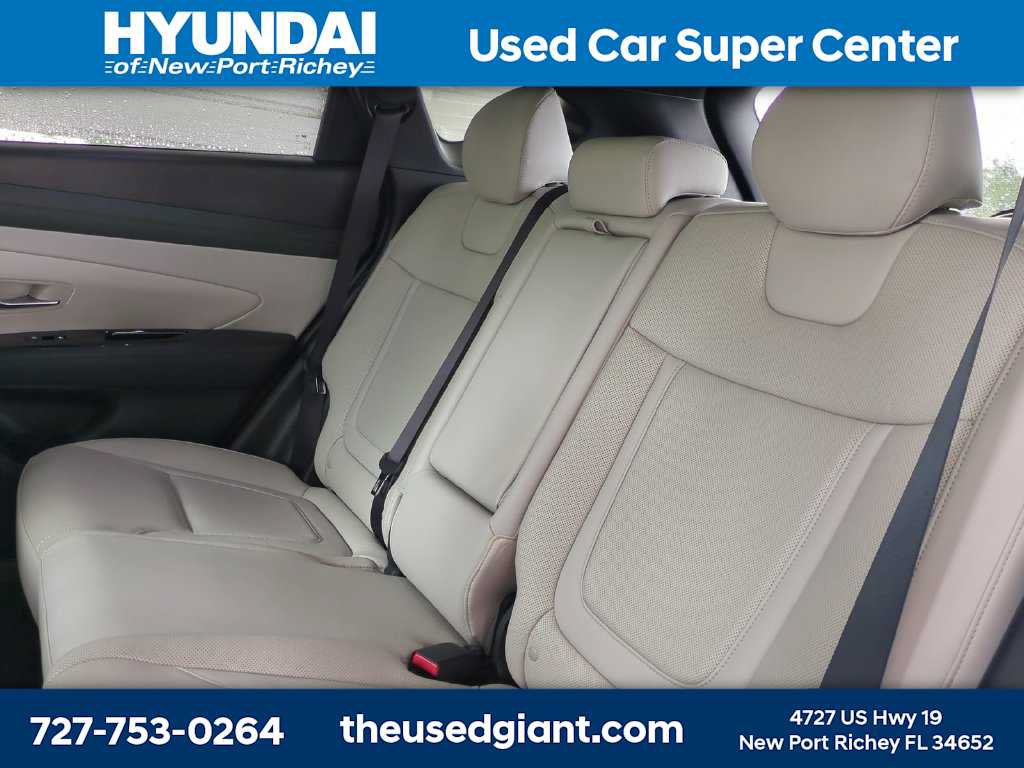 Used 2025 Hyundai Tucson Limited FWD image 15