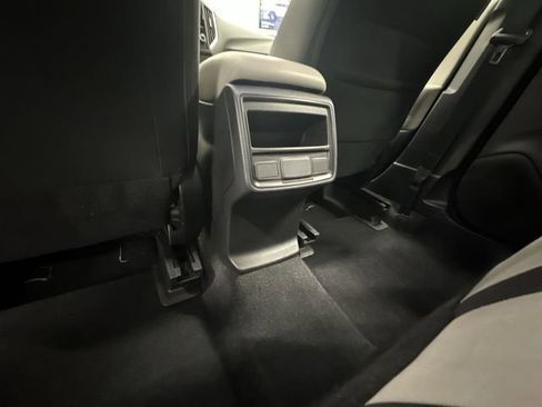 Used 2023 Subaru Forester image 22