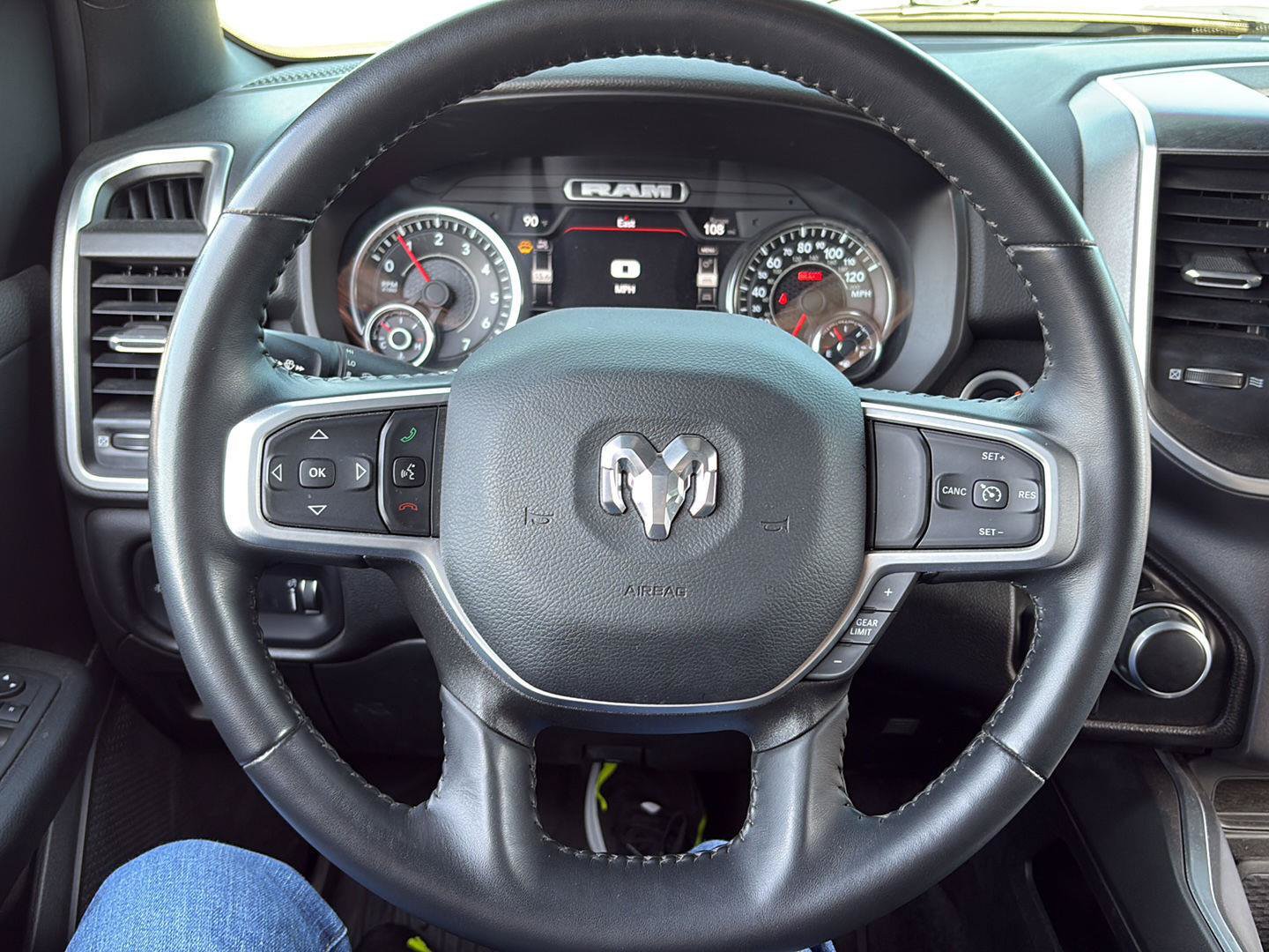 Used 2023 RAM 1500 Big Horn RWD image 9