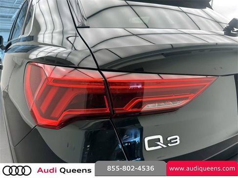 Certified 2023 Audi Q3 2.0T Premium w/ Convenience Package image 9
