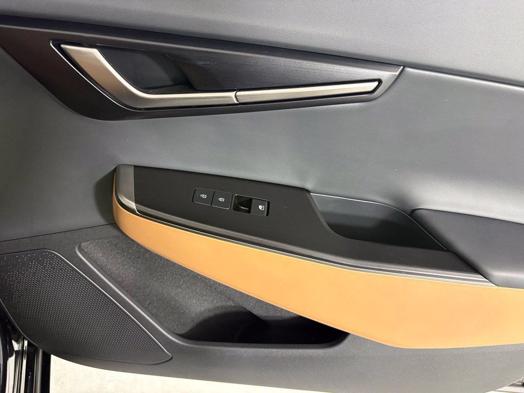 New 2026 Kia EV6 Wind RWD image 12