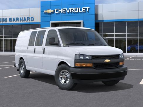 New 2026 Chevrolet Express 2500 image 7