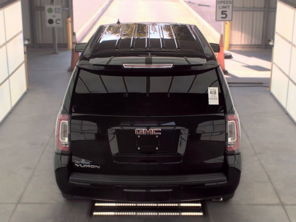 Used 2018 GMC Yukon SLT w/ Premium Edition AWD/4WD image 7