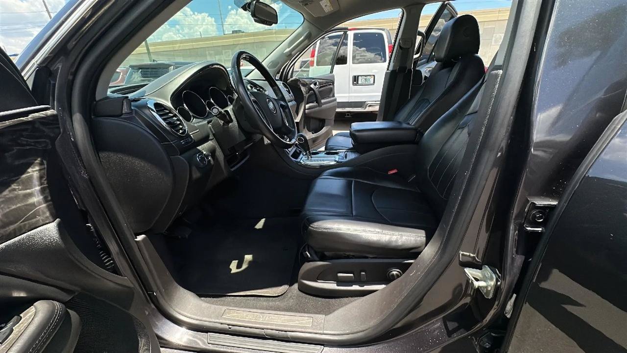 Used 2014 Buick Enclave Leather FWD image 21