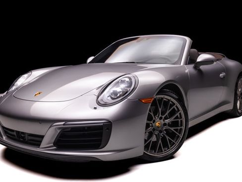 Used 2017 Porsche 911 Carrera RWD image 1
