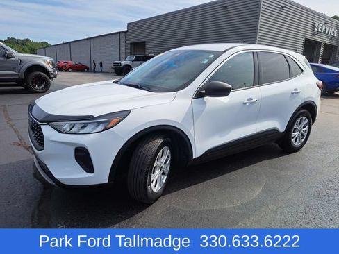 Used 2024 Ford Escape Active FWD image 2