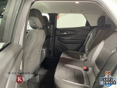 Used 2024 Chevrolet TrailBlazer LT w/ LT Cold Weather Package AWD/4WD image 21