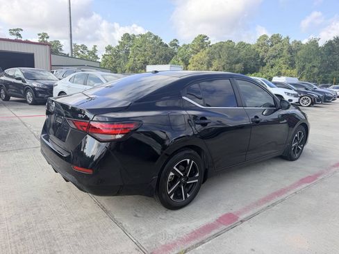 Used 2025 Nissan Sentra SV w/ Trunk Package FWD image 7