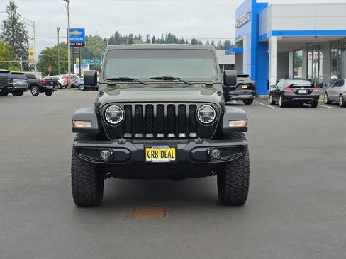 Used 2021 Jeep Wrangler Unlimited Sport AWD/4WD image 3